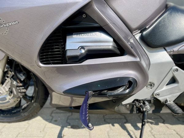 Mooie Honda ST1300 Pan European uit 2002! ABS, Highway steps - Image 8
