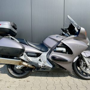 Mooie Honda ST1300 Pan European uit 2002! ABS, Highway steps