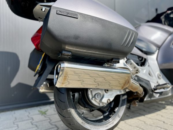 Mooie Honda ST1300 Pan European uit 2002! ABS, Highway steps - Image 16