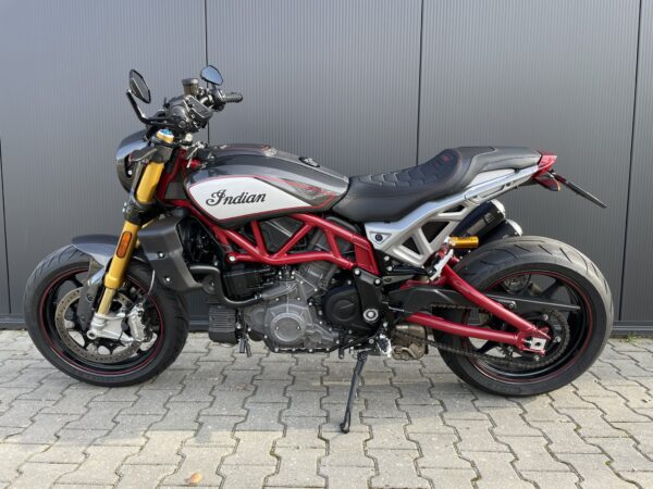 Indian FTR 1200 R Carbon Ltd Edition 545 - 2021 - Nieuwstaat - Image 13