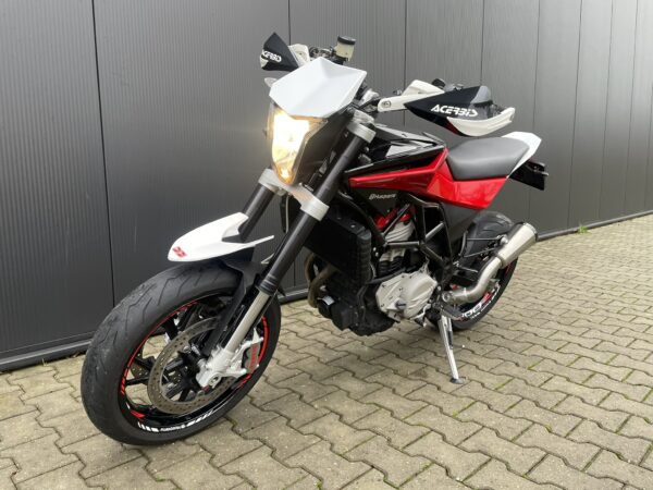 *VERKOCHT* Husqvarna Nuda 900R uit 2013 -Quickshifter - Remus - Image 10