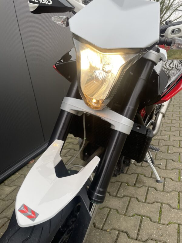 *VERKOCHT* Husqvarna Nuda 900R uit 2013 -Quickshifter - Remus - Image 6