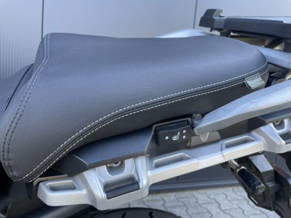 Nette Triumph Tiger Explorer 1200 uit 2012 -Arrow- Als nieuw - Image 9