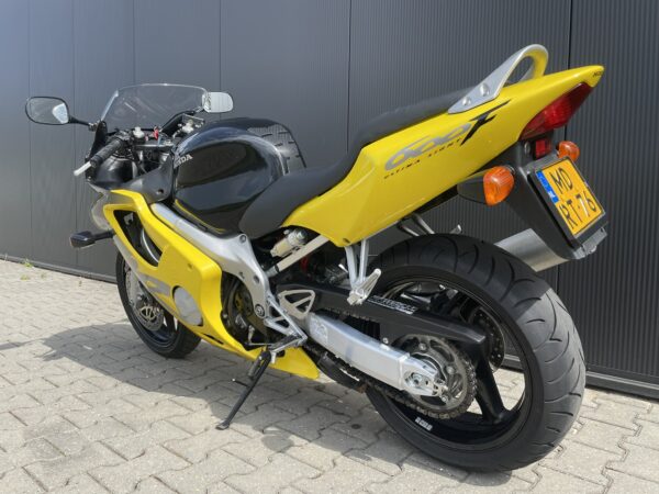 Honda CBR 600 F - 600cc - BJ 2000 - Nieuwstaat - 1 Eigenaar - Image 8
