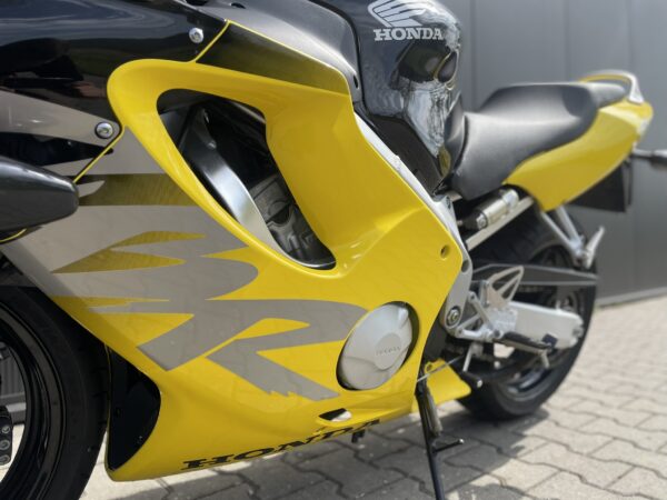 Honda CBR 600 F - 600cc - BJ 2000 - Nieuwstaat - 1 Eigenaar - Image 6