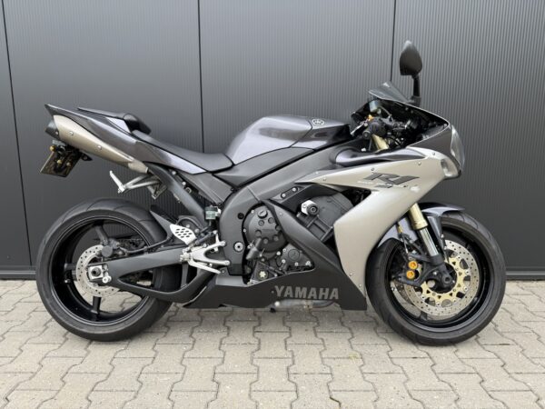 *VERKOCHT* Yamaha R1 uit 2004 - 172 PK - Beurt