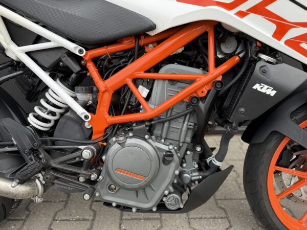 Nette KTM 390 Duke ABS 2017 - A2 - NL motor - Akrapovic - Image 8