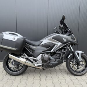 Honda NC750X DCT C-ABS - Nieuwstaat - Koffers - Boekjes