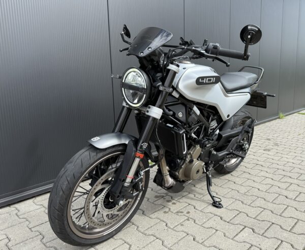 Husqvarna Vitpilen 401 2022 ABS A2/35 kw - LeoVince - Nieuw - Image 7