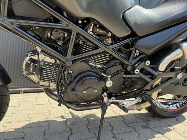Ducati Monster 695 uit 2006 - A2 - Mivv - Beurt - Image 4