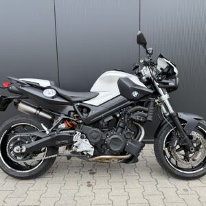 Nette BMW F 800 R uit 2010 ABS - SC Project - Beurt - Boekje
